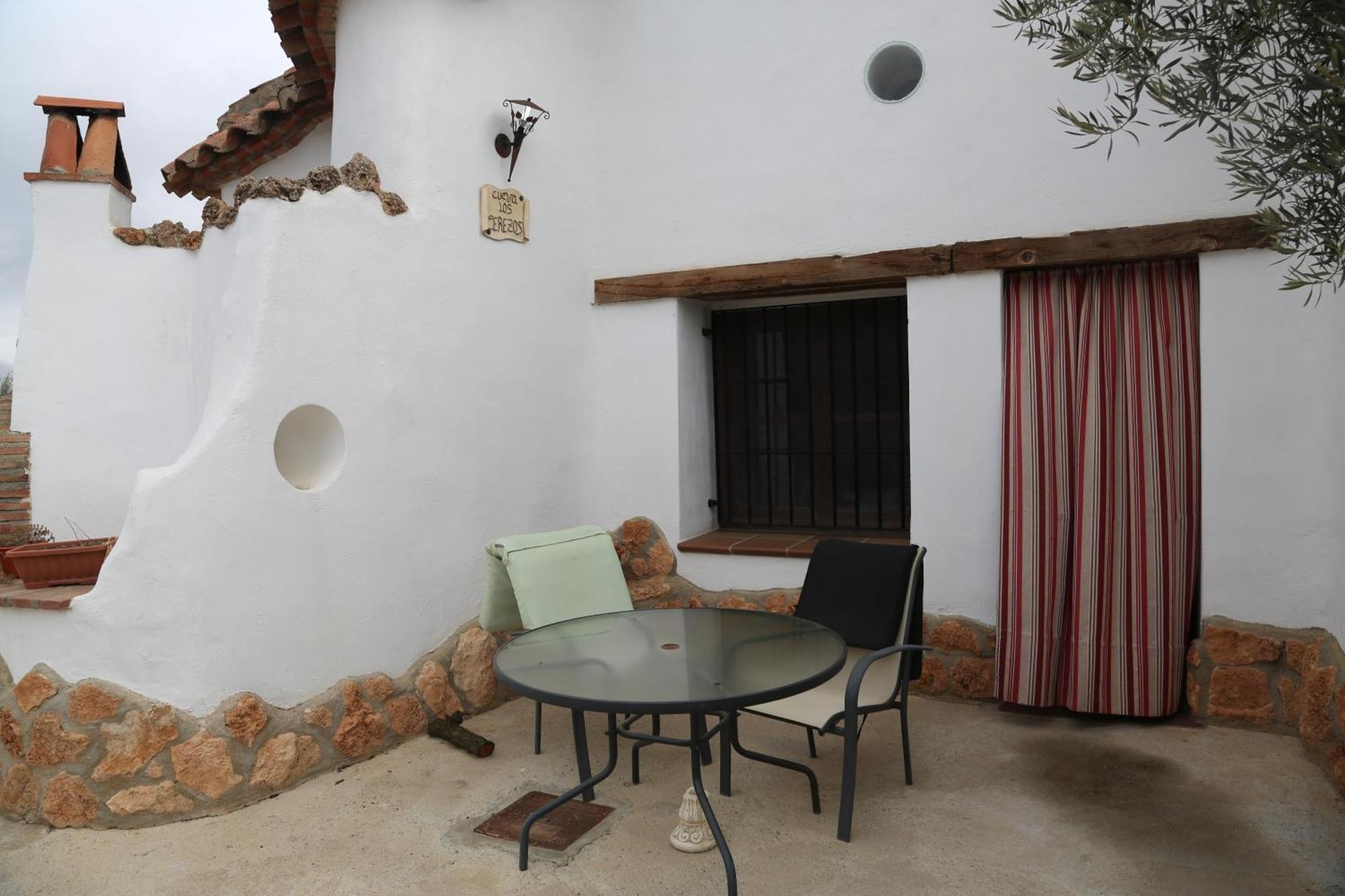 Cuevas La Chumbera Guest House Benalua de Guadix Exterior photo