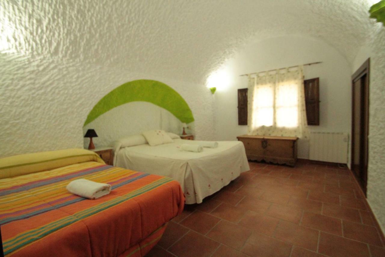 Cuevas La Chumbera Guest House Benalua de Guadix Exterior photo